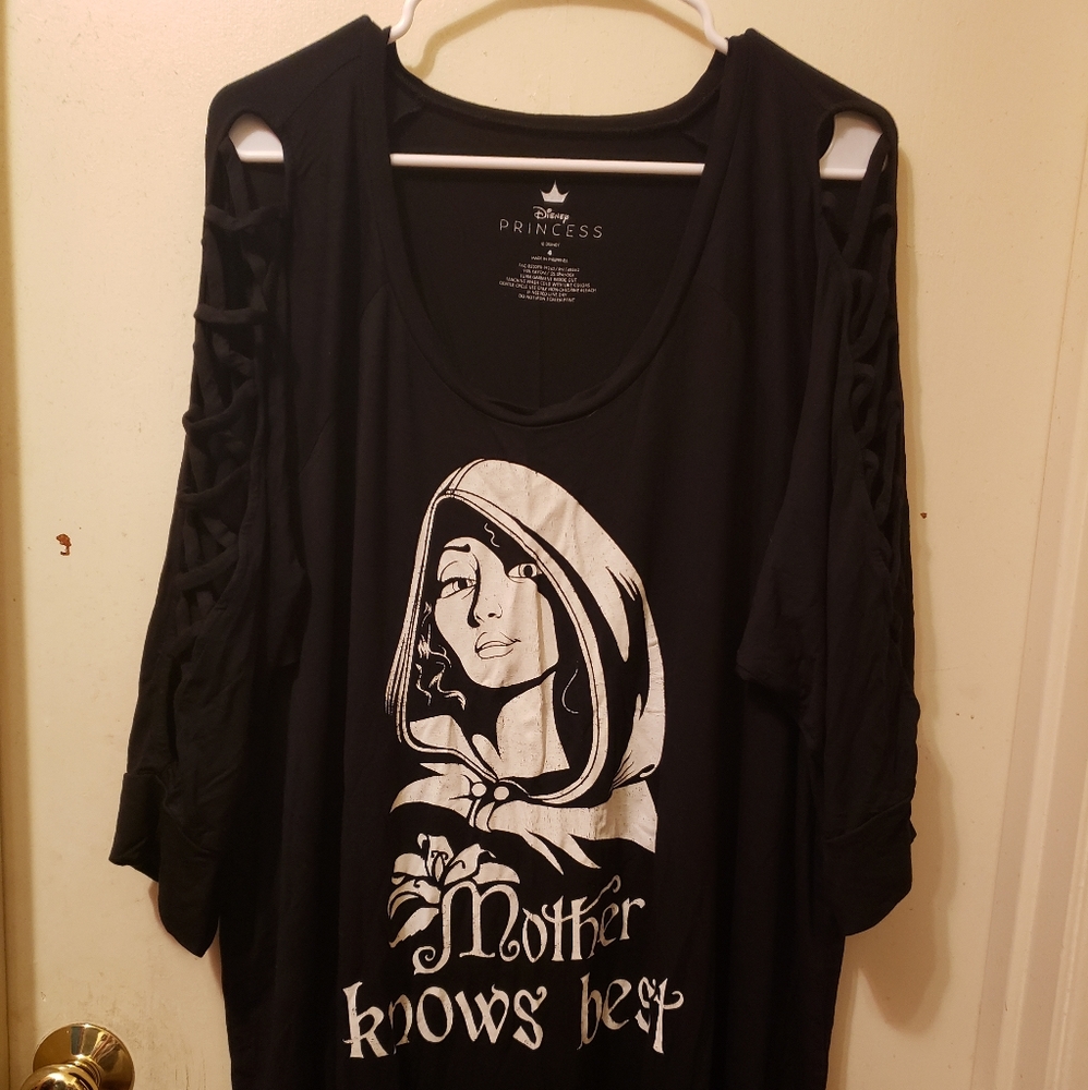 Mother knows best Torrid top size 4